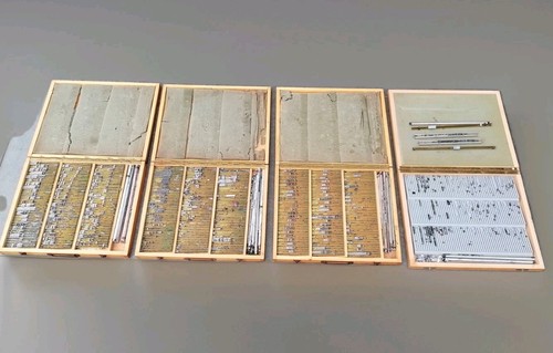 Setzkasten mit bleisatz - setzkasten,