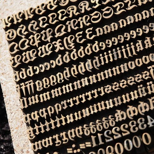 Prägeschrift mm - prägeschrift,