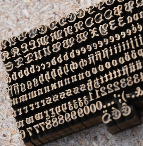 Prägeschrift mm - 3,