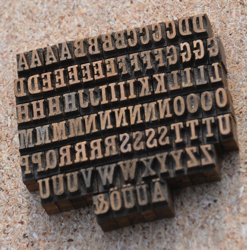Prägeschrift mm - 5,